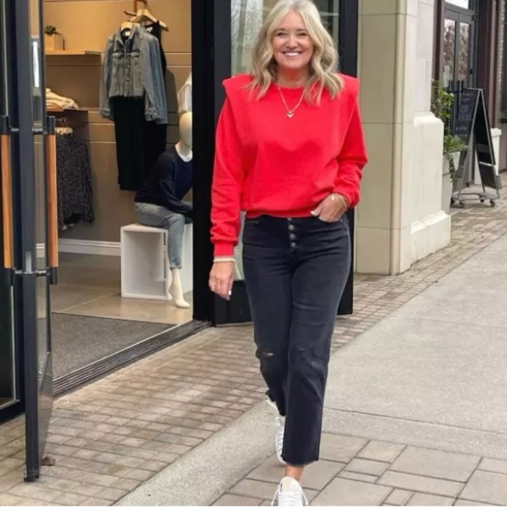 Sundry Evereve Red Padded Crewneck Sweatshirt - Picture 11 of 11